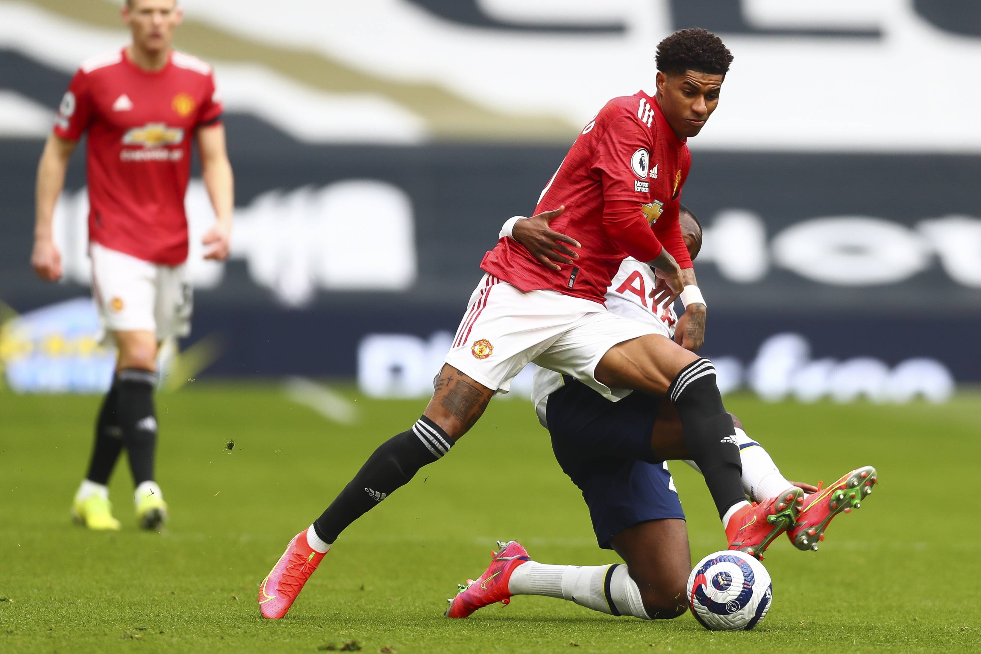 取得竞赛的 取得竞赛的